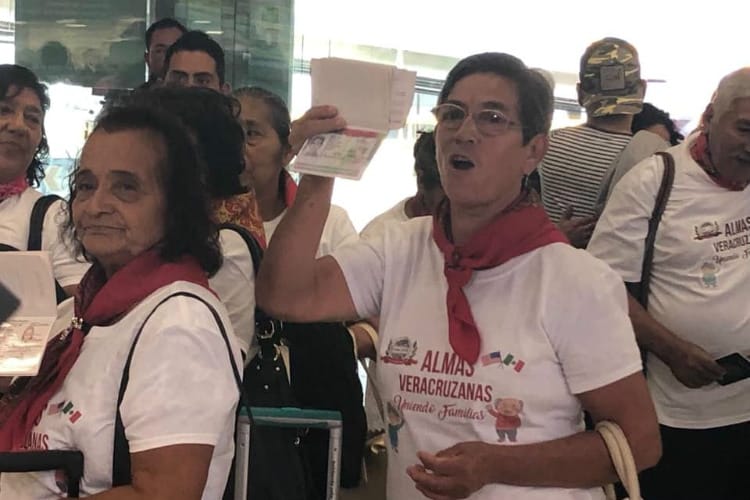 Desde su lanzamiento, Almas Veracruzanas se convirtió en una esperanza para cientos de migrantes que no han visto a sus padres en décadas | Foto: Red de Veracruzanos en Carolina del Norte
