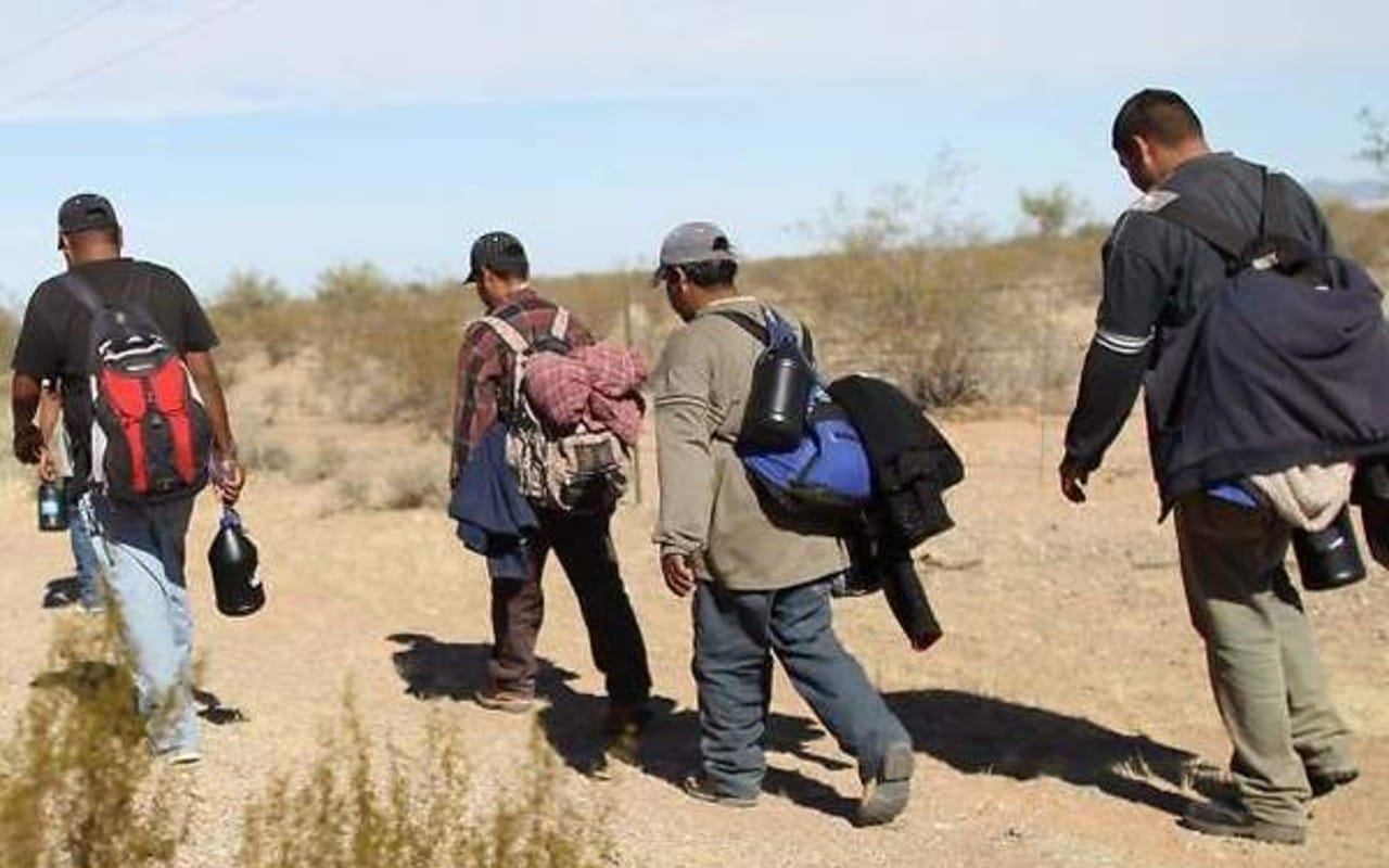La migración desde México hacia Estados Unidos cambió por la pandemia. La crisis sanitaria también cambió la vida de quienes ya están en USA. | Foto: Reuters / VOA.