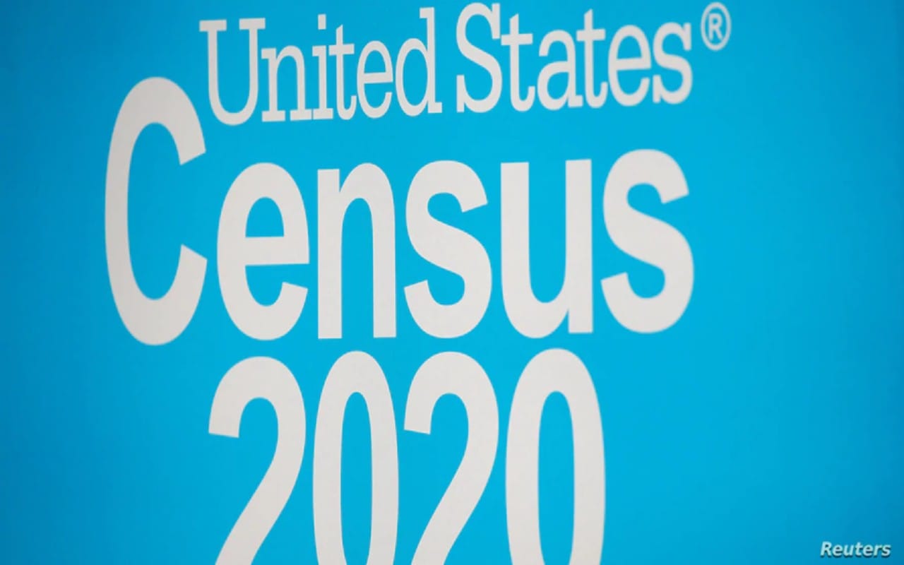 Jueza falla que el censo de EEUU se prolongue por otro mes