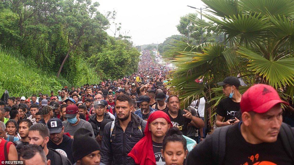 La caravana migrante que salió de Tapachula a principios de semana, quiere llegar a Estados Unidos. Foto: REUTERS