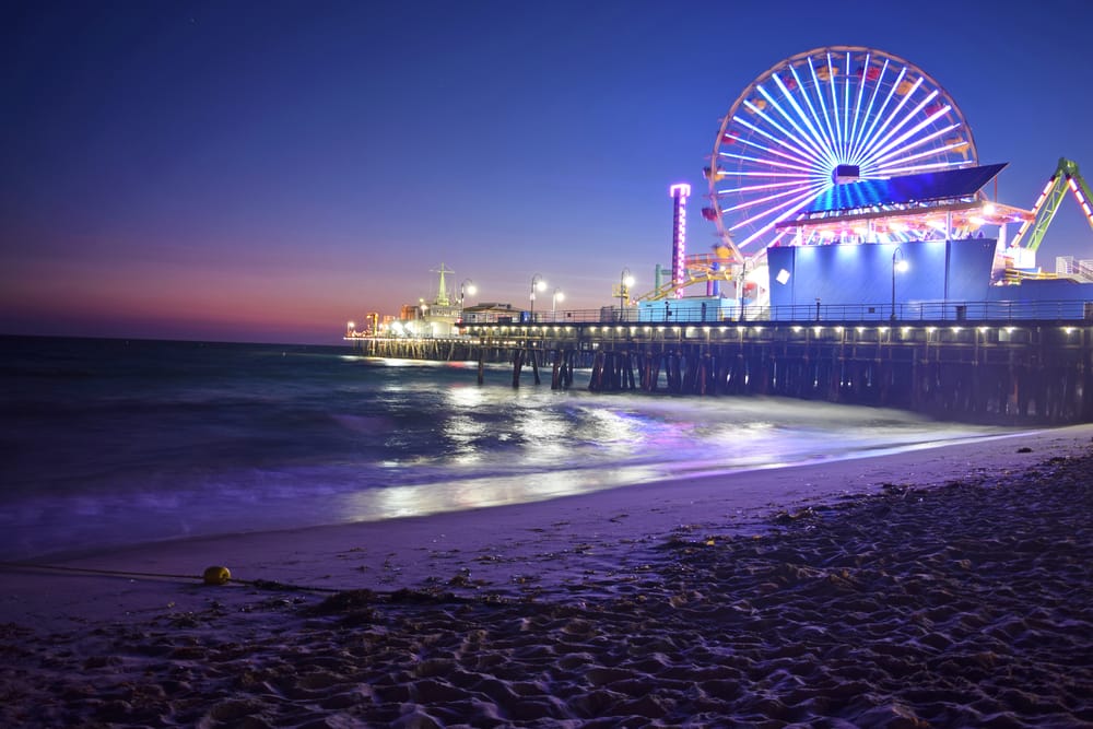 Playa de Santa Mónica, uno de los atractivos de Los Ángeles, California. | Foto: Depositphotos